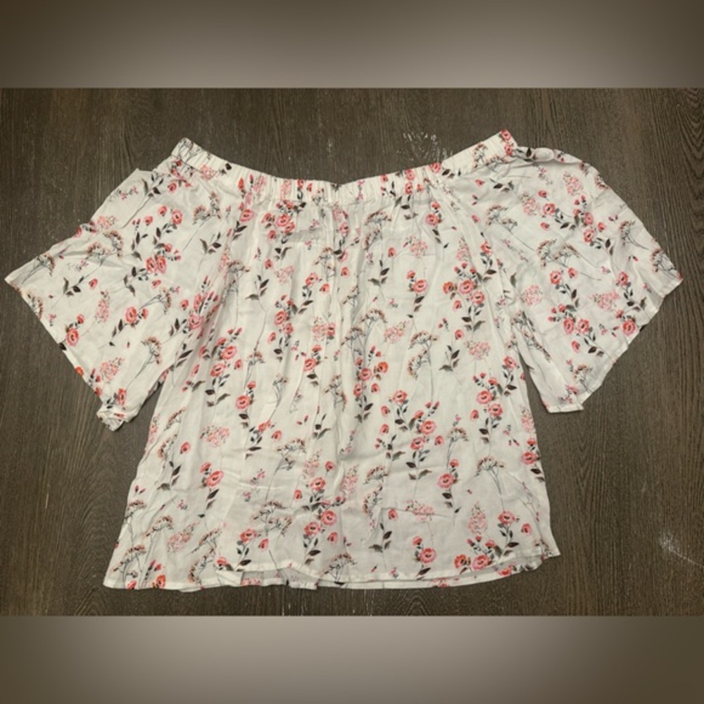 NWOT BOBEAU FLORAL OFF THE SHOULDER TOP - Size Small SKU:578